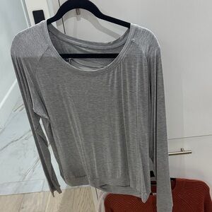 Carbon38 Heather Gray Long Sleeve Top